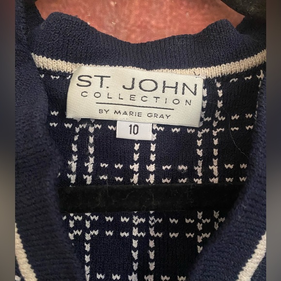 St John Collection Vintage Blue/ White Windowpane Plaid Knit Button Sweater 10 - Picture 5 of 6